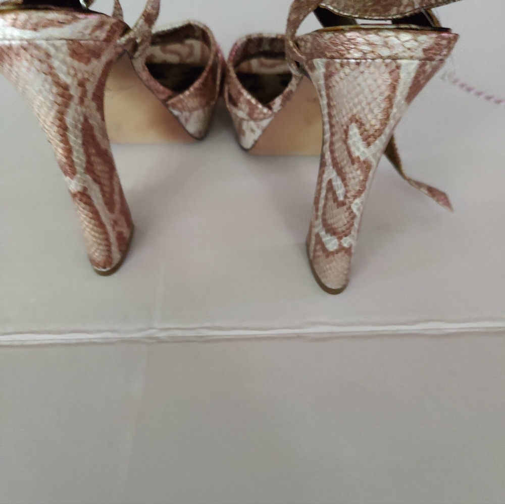 New Sam Edelman- Taryn Metallic Rose Python heels Size 10 - Picture 6 of 6